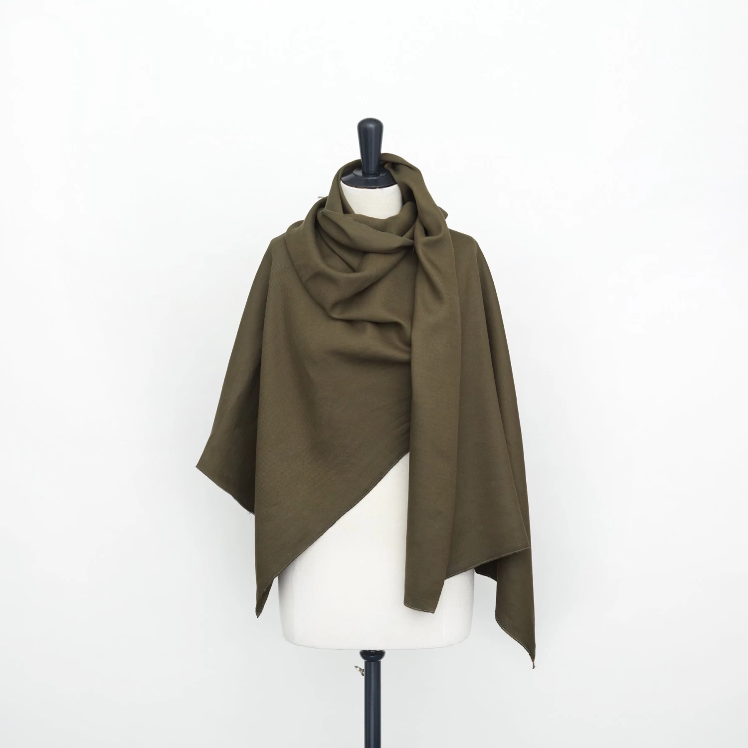 T22V03373 | Viscose & Linen Tricotine 4 T22V03373 | Viscose & Linen Tricotine - Image 2