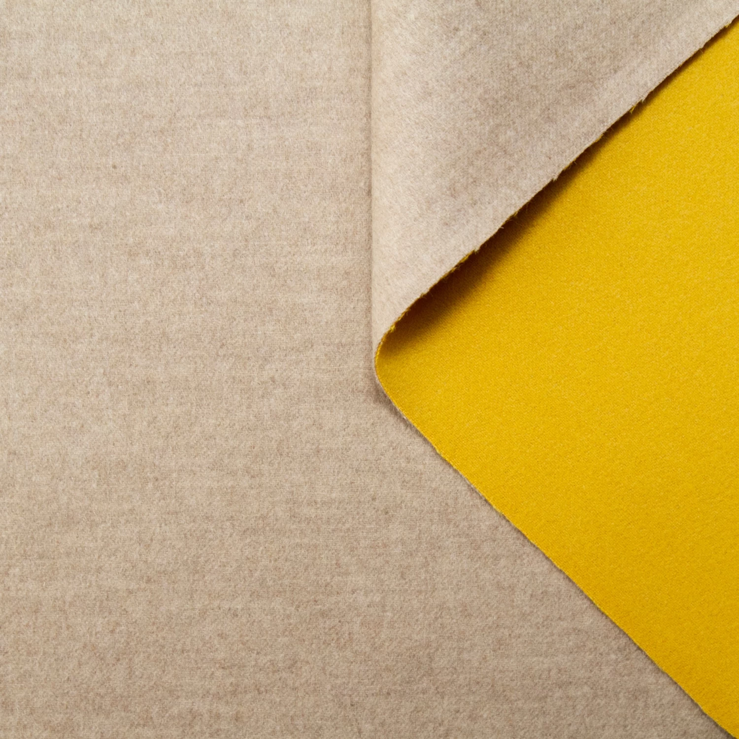 T22V03383 | Bicolor Splittable Wool & Cashmere Drap 3 T22V03383 | Bicolor Splittable Wool & Cashmere Drap