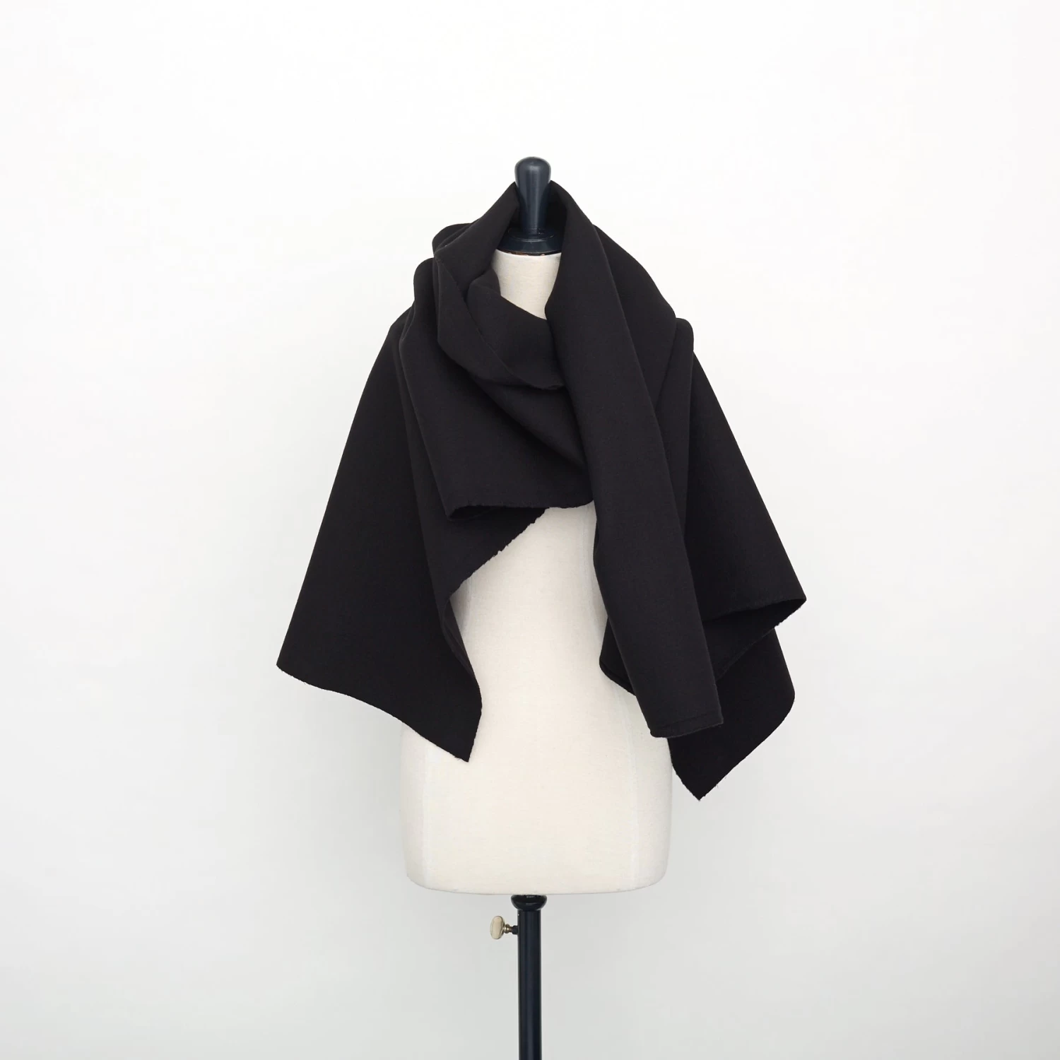 T22W03484 | Double Face Brushed Wool Drap 4 T22W03484 | Double Face Brushed Wool Drap - Image 2