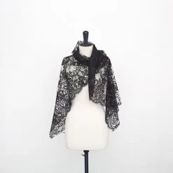 T22W03581 | Scalloped Floral Lace 115cm -Nona Source Shop T22W03581 Black 02