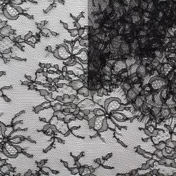 T22W03610 | Flower Bouquets Chantilly Lace 90cm