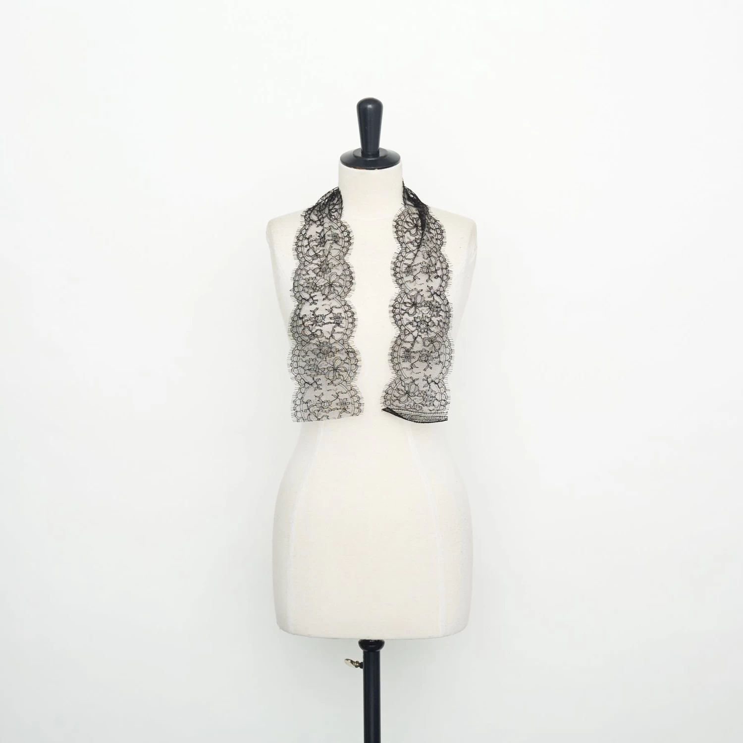 T22W03611 | Galloon Bouquet 4 T22W03611 | Galloon Bouquet - Image 2