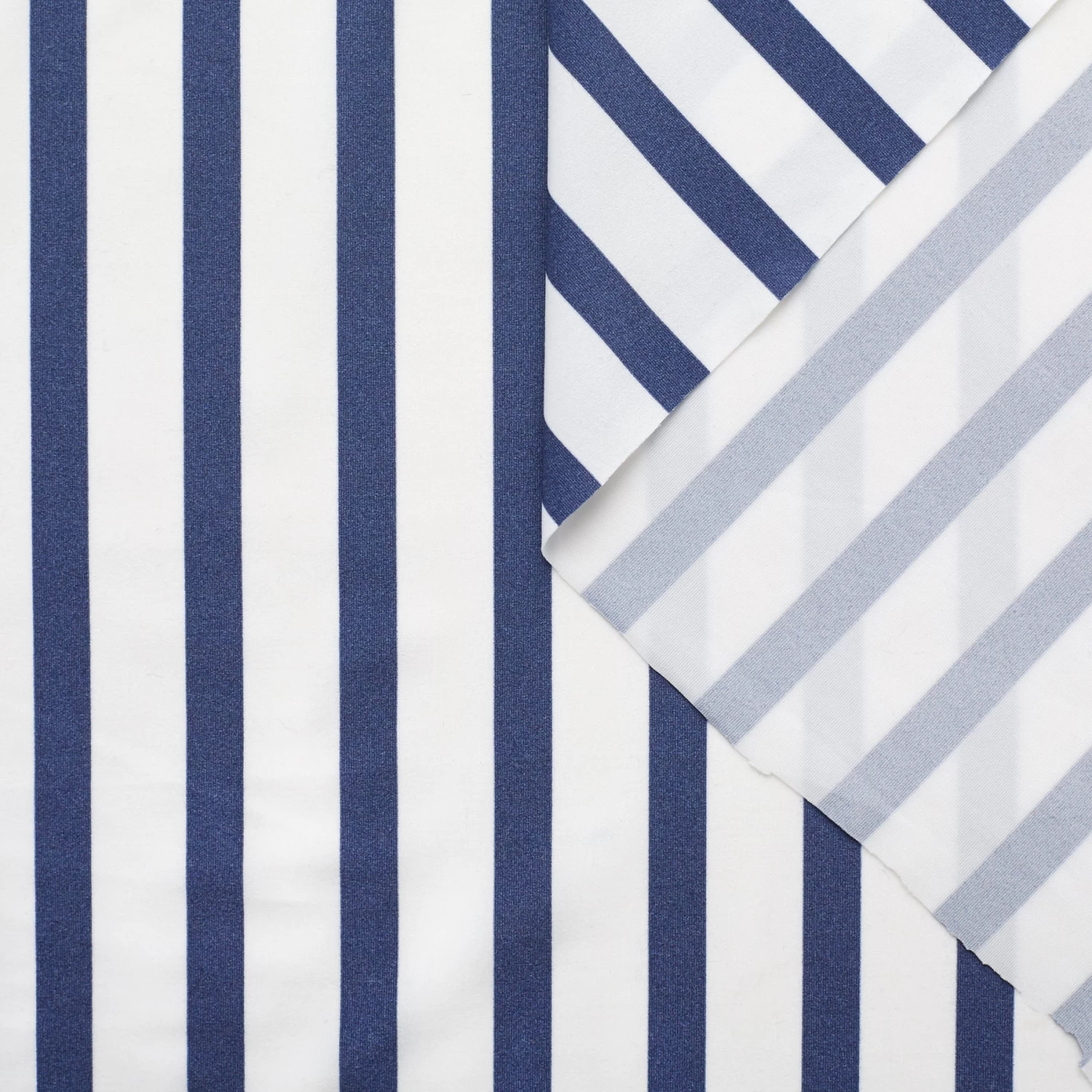 T22X03677 | Striped Beachwear Jersey 3 T22X03677 | Striped Beachwear Jersey