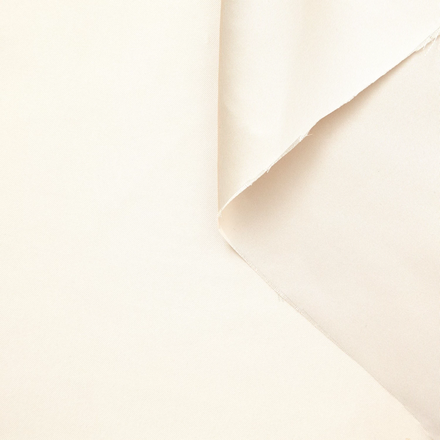 T23A05243 | Shiny Silk Twill 3 T23A05243 | Shiny Silk Twill