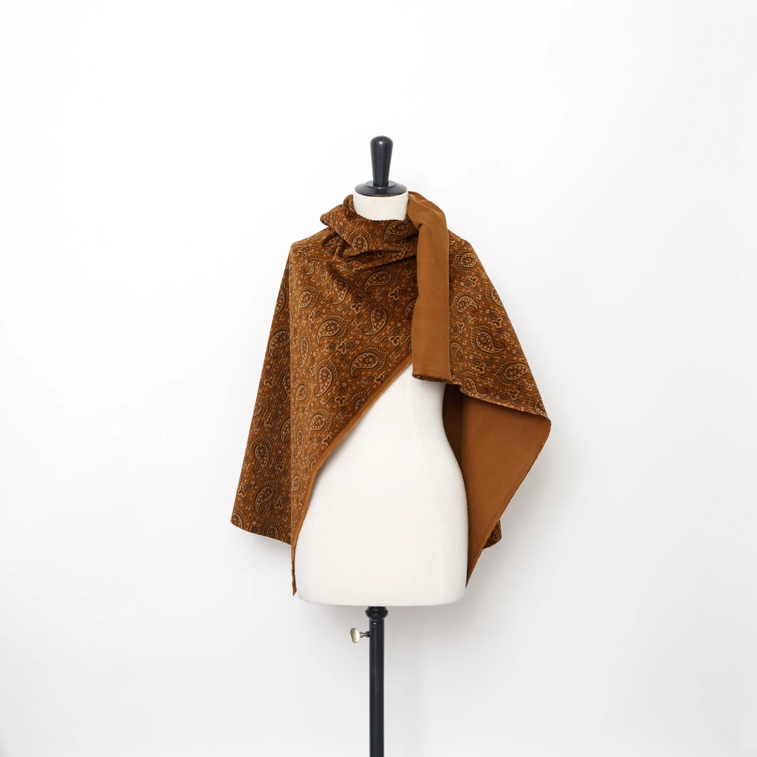 T23A05524 | Paisley Cotton Corduroy 4 T23A05524 | Paisley Cotton Corduroy - Image 2