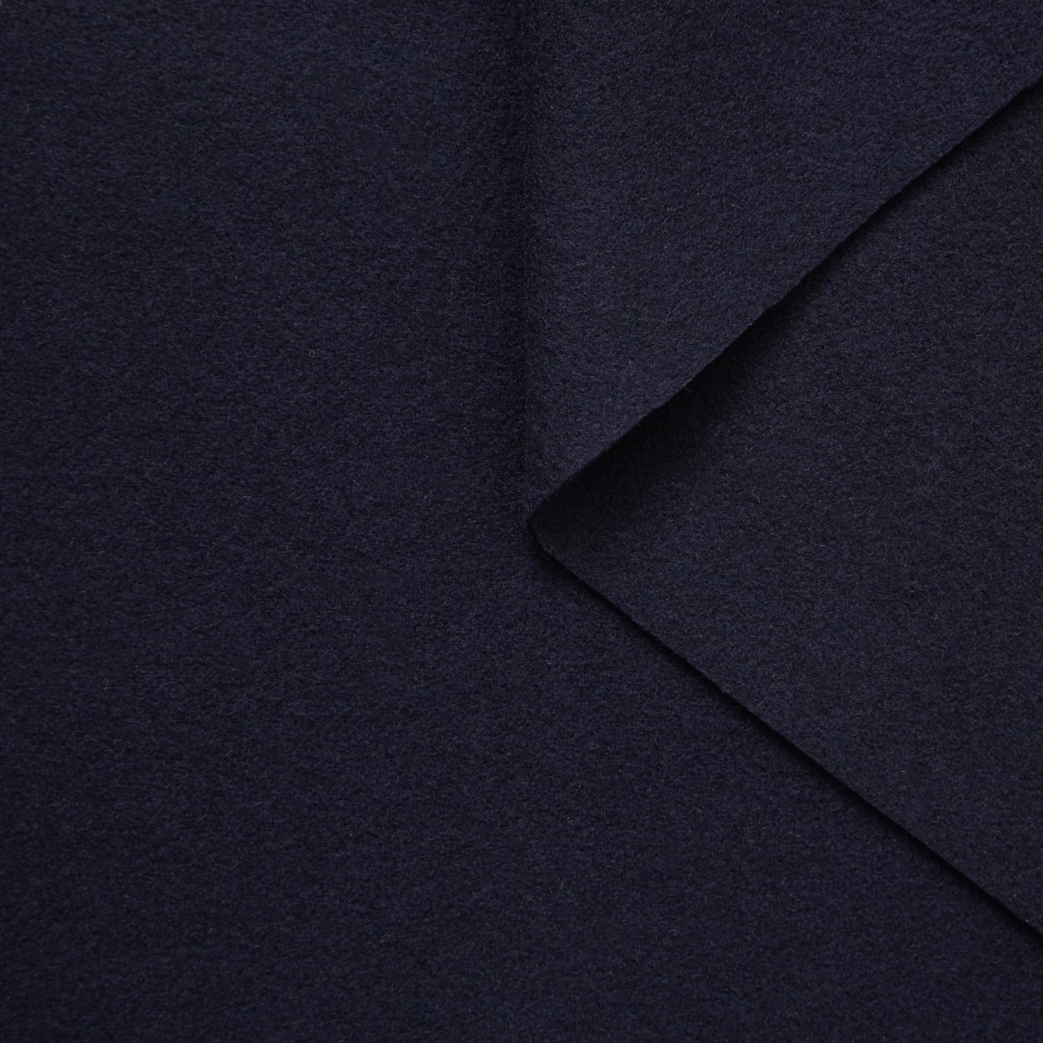 T23A05637 | Splittable Cashmere Drap 3 T23A05637 | Splittable Cashmere Drap