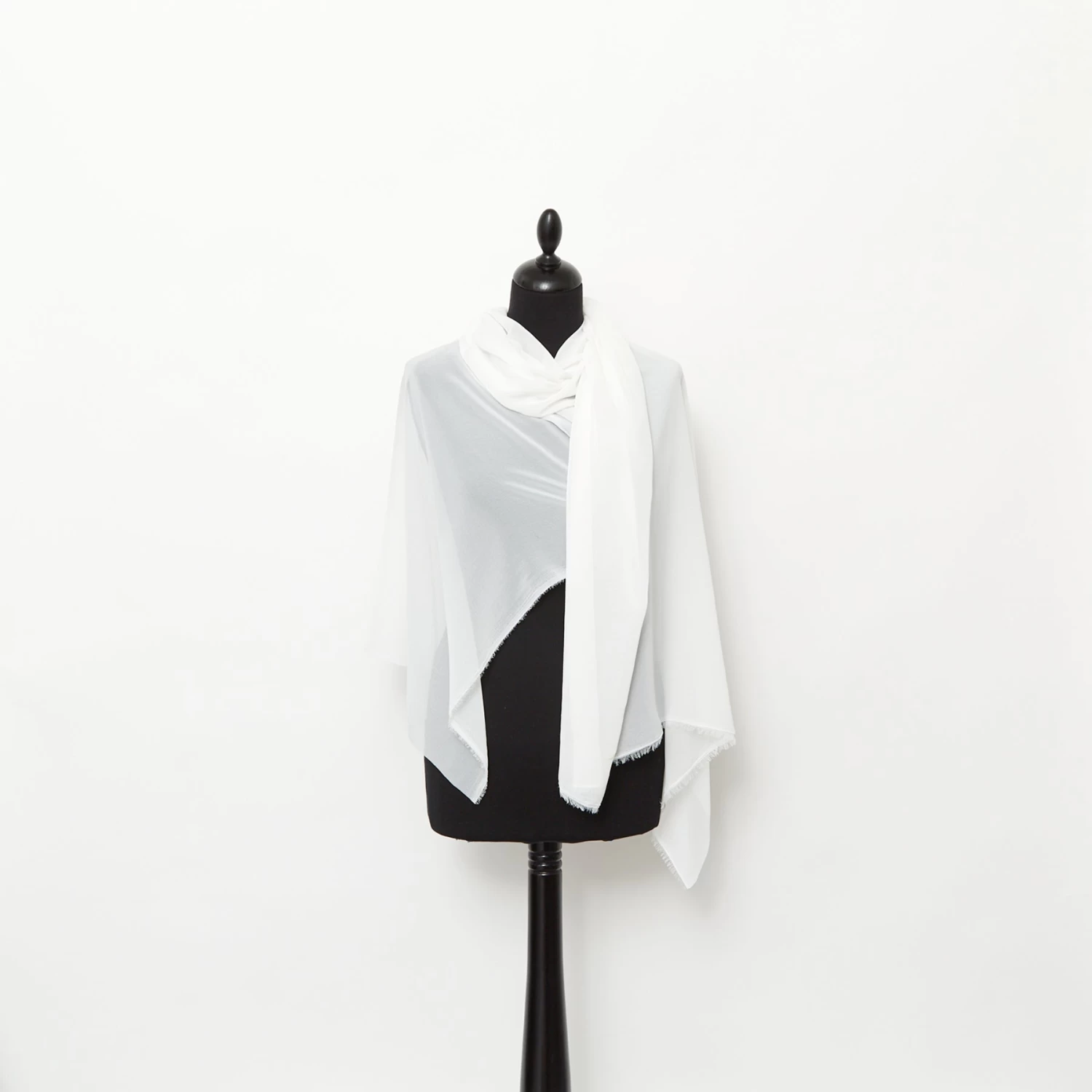 T23A06446 | Pleatable Georgette 4 T23A06446 | Pleatable Georgette - Image 2