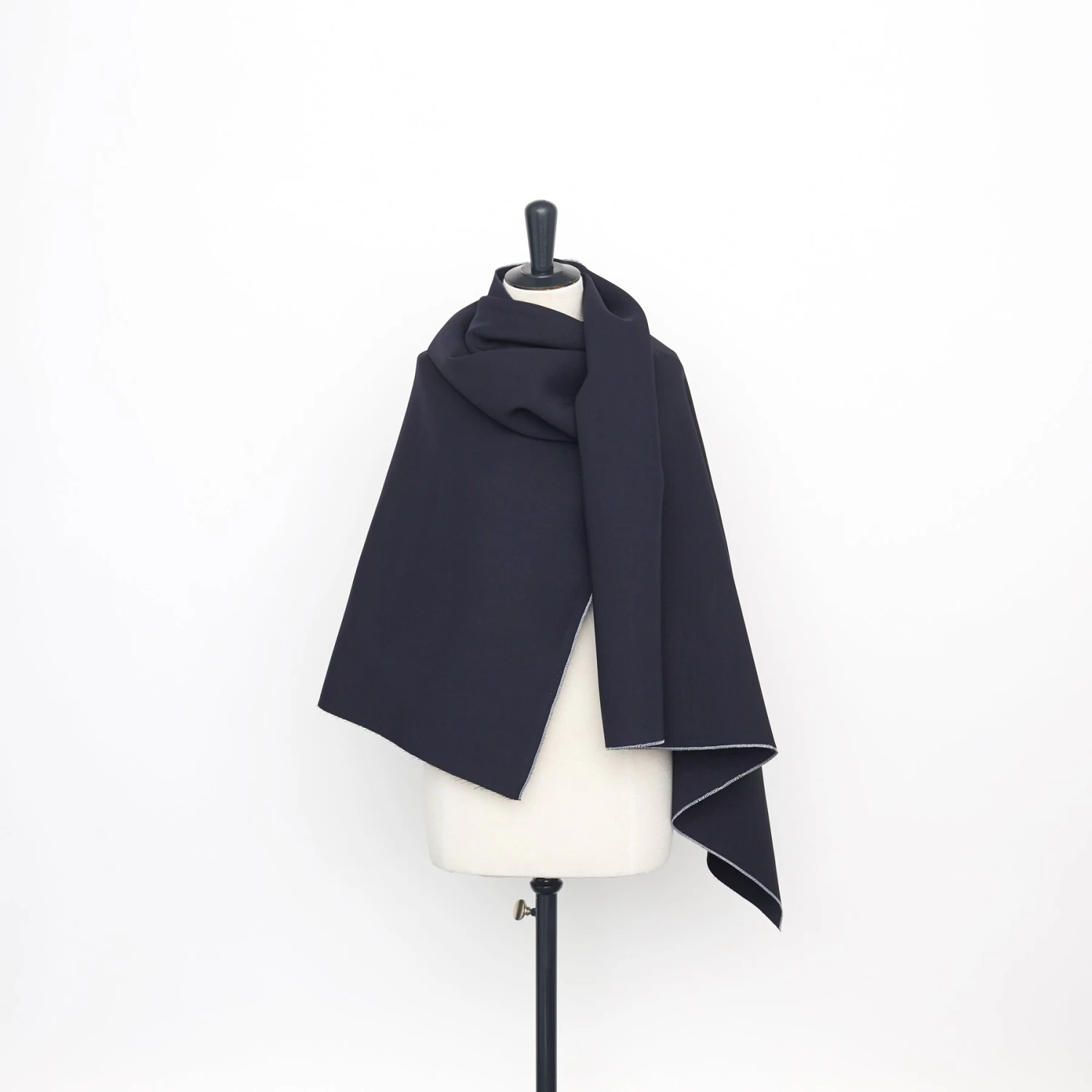 T23B04633 | Double Face Wool & Silk Cady 4 T23B04633 | Double Face Wool & Silk Cady - Image 2