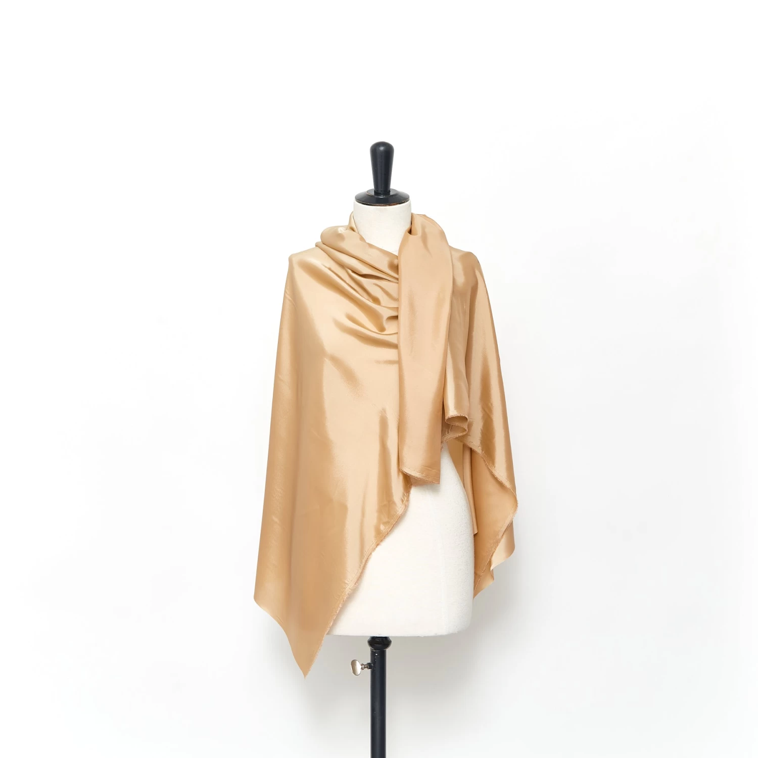 T23B06111 | Stretch Viscose & Cupro Lining 5 T23B06111 | Stretch Viscose & Cupro Lining - Image 3