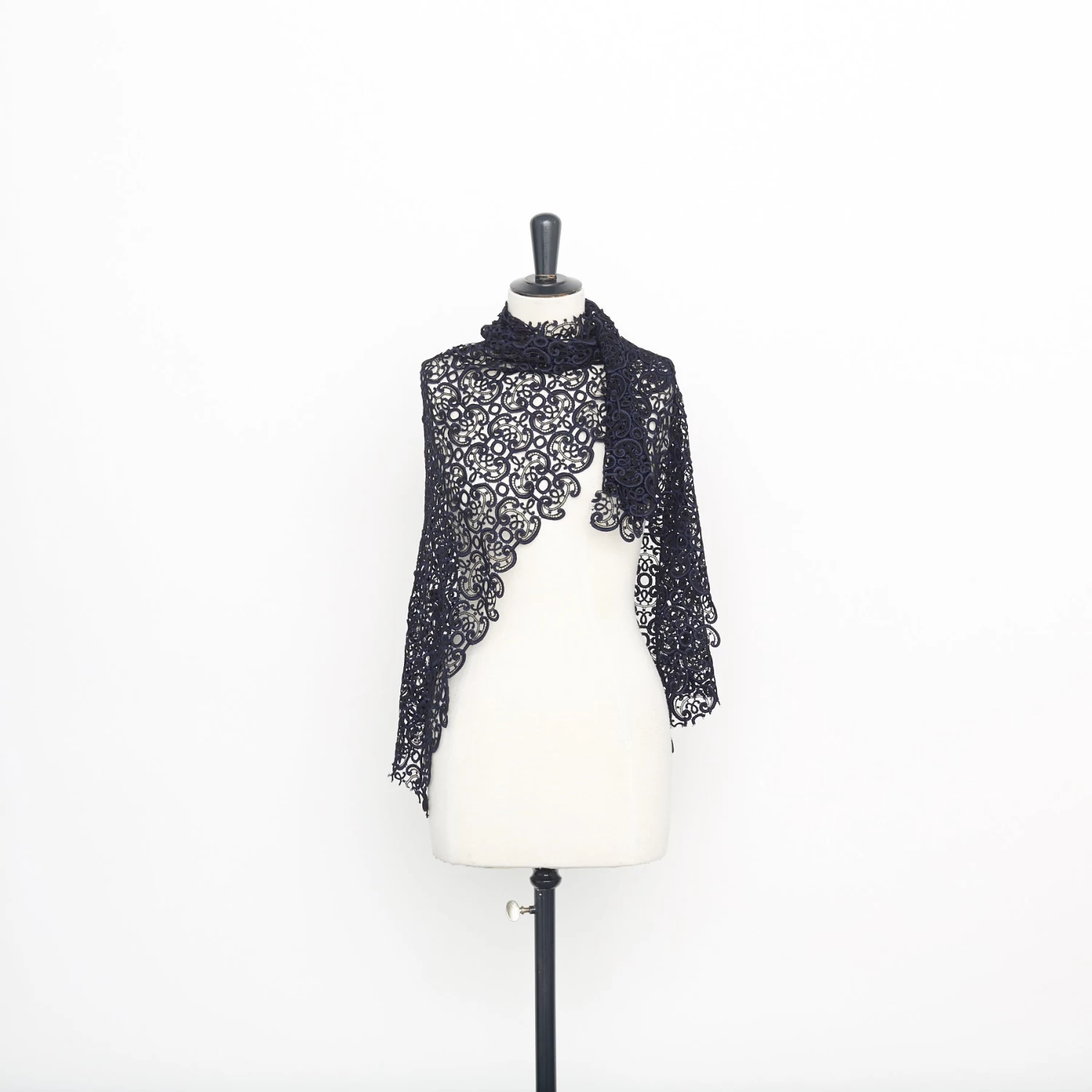 T23C04847 | Abstract Guipure Lace 85cm 4 T23C04847 | Abstract Guipure Lace 85cm - Image 2