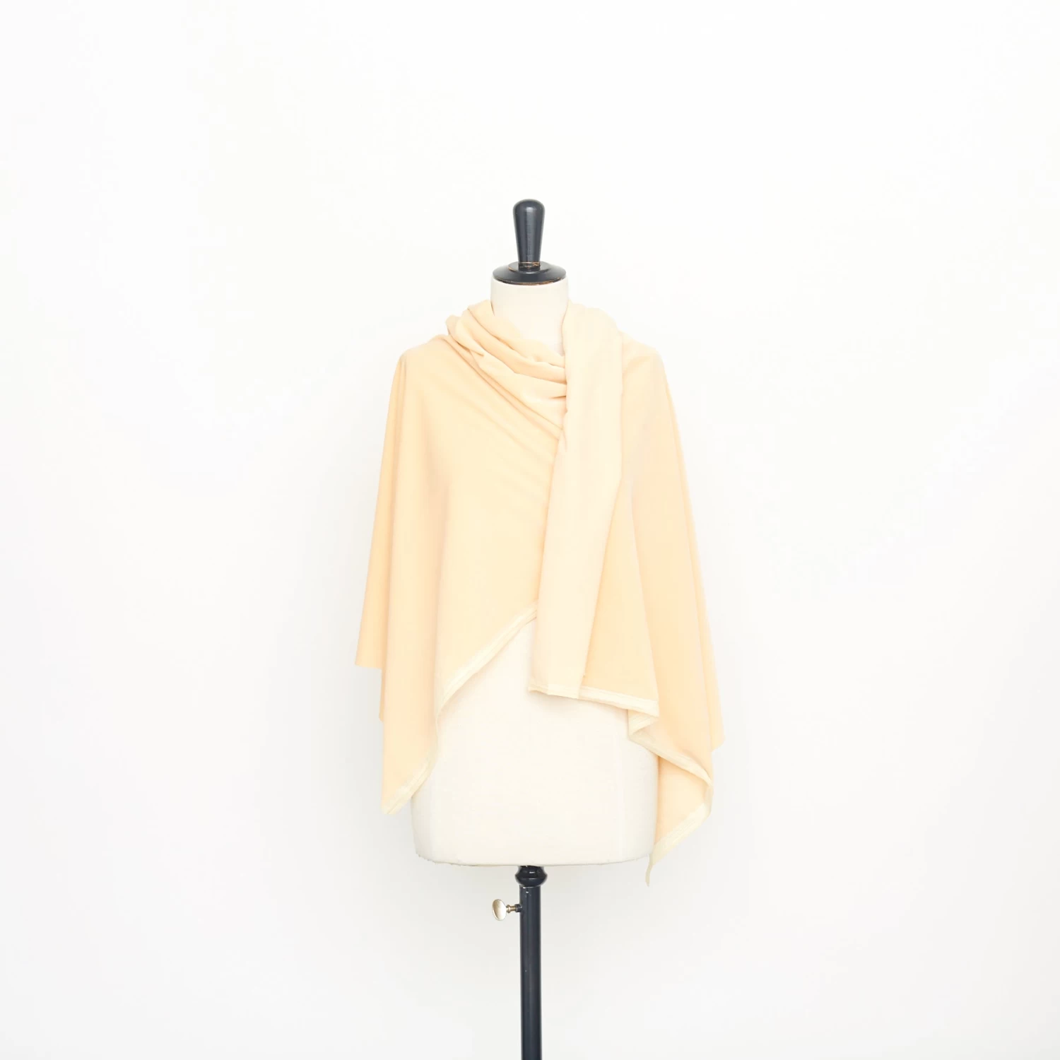 T23C04859 | Baby Skin Velvet 4 T23C04859 | Baby Skin Velvet - Image 2