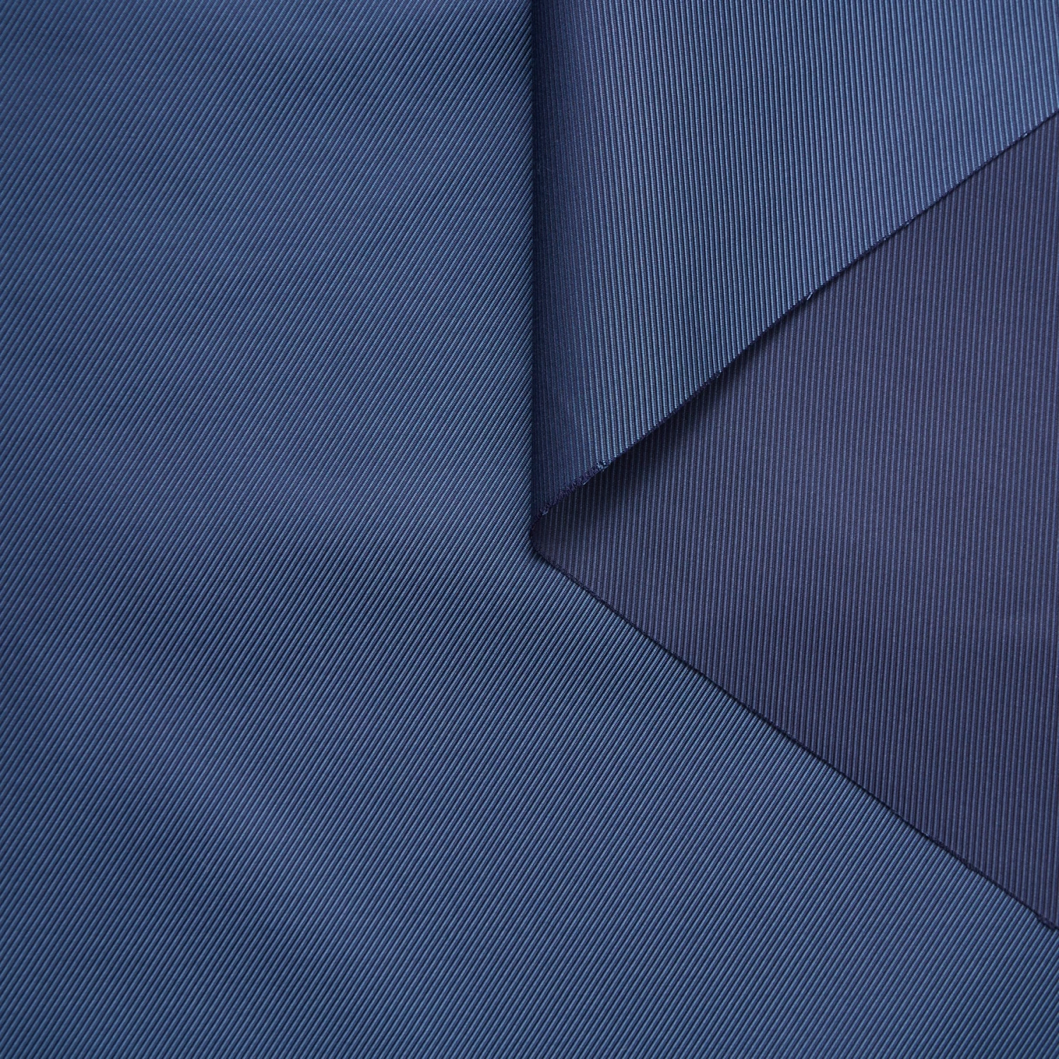 T23F06203 | Shifting Twill Radzimir 4 T23F06203 | Shifting Twill Radzimir - Image 2