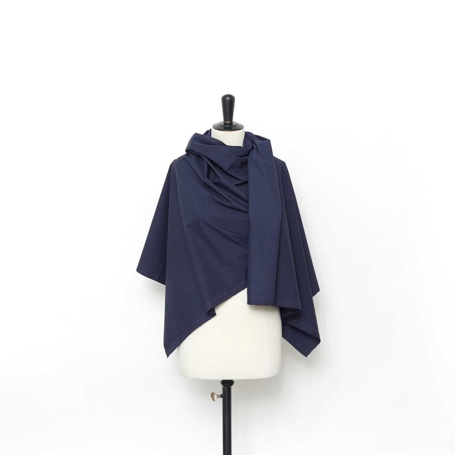 T23I06346 | WR Waxed Papery Poplin 4 T23I06346 | WR Waxed Papery Poplin - Image 2