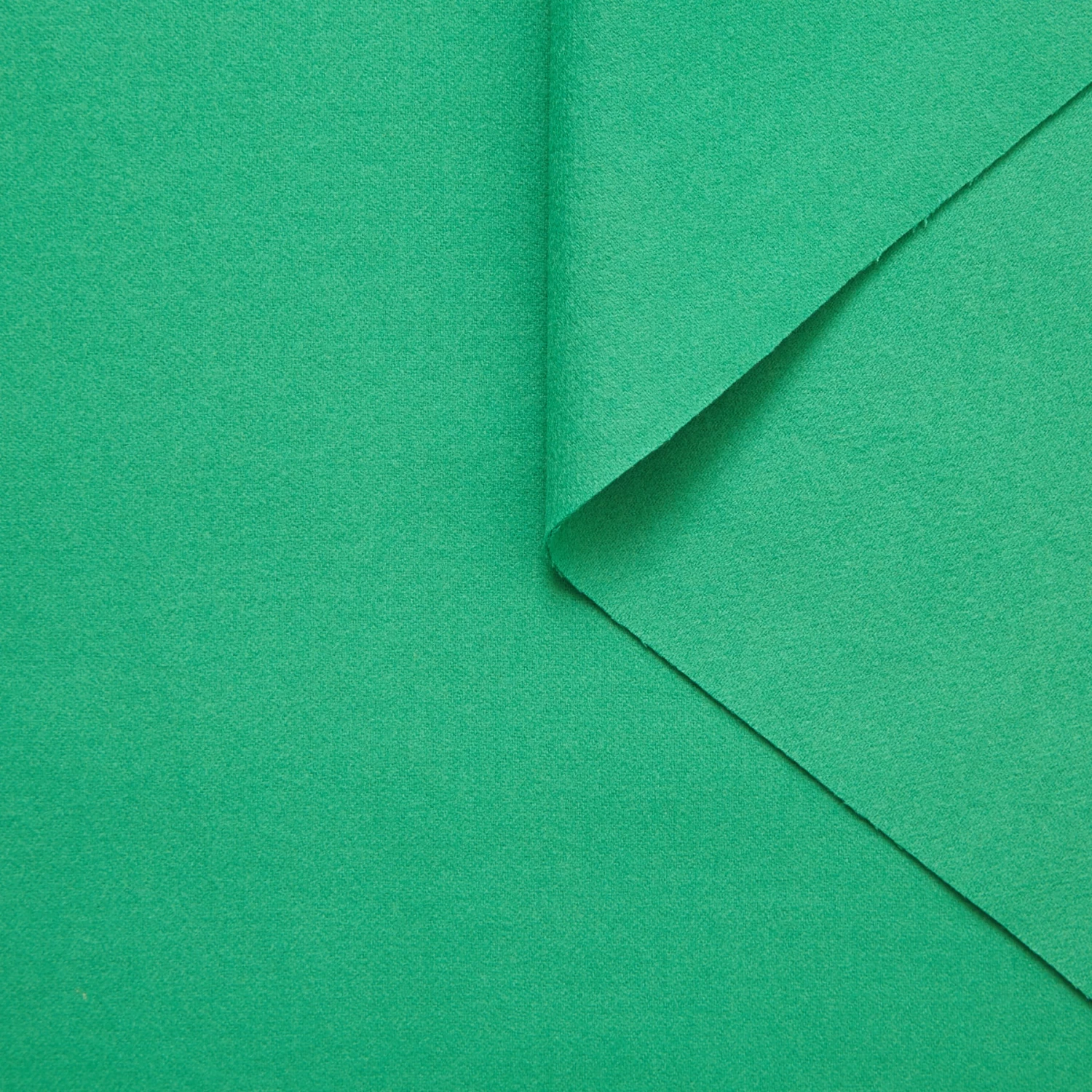 T23M05676 | Splittable Virgin Wool Flannel 6 T23M05676 | Splittable Virgin Wool Flannel - Image 4