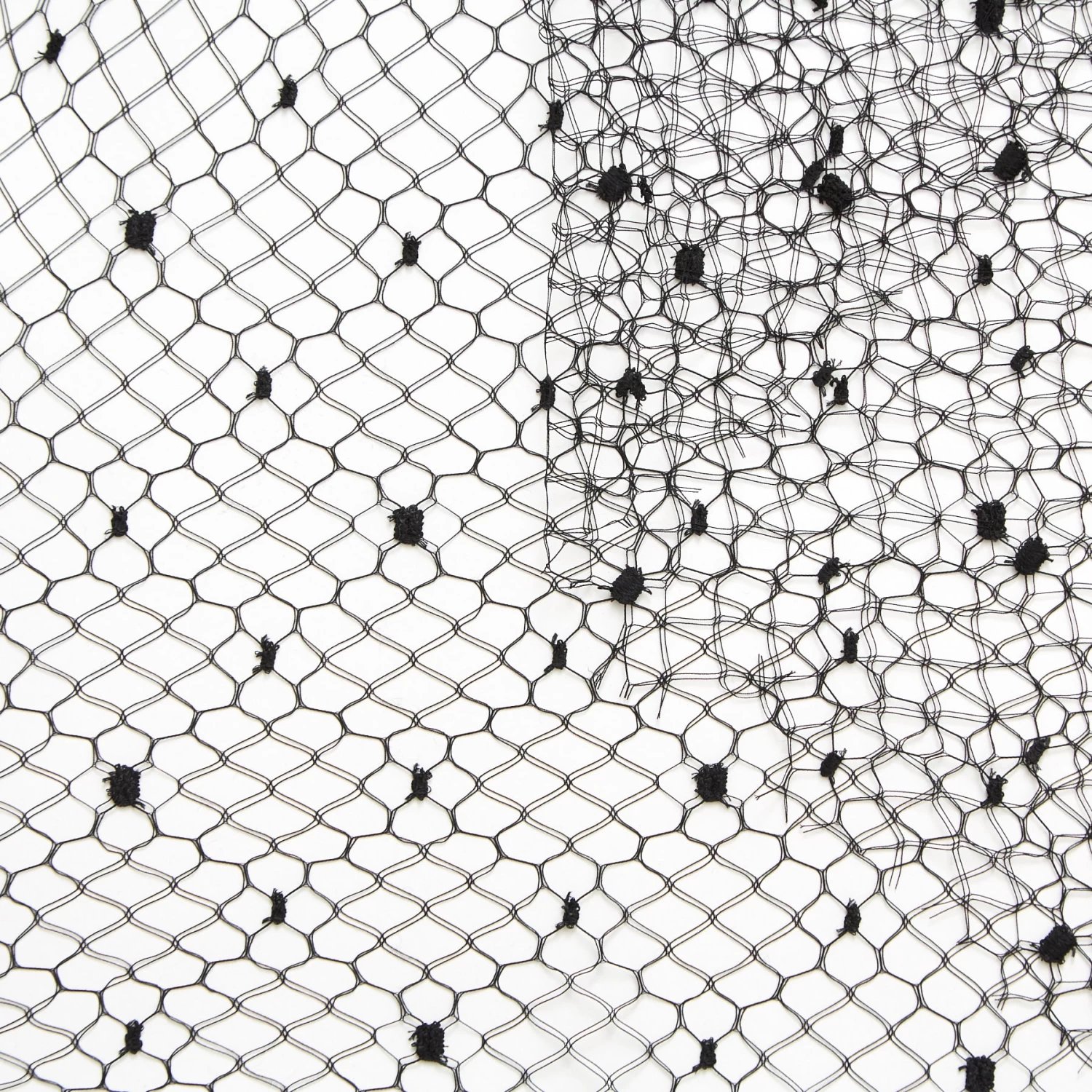 T23M05720 | Dotted Wide Fishnet 5 T23M05720 | Dotted Wide Fishnet - Image 3