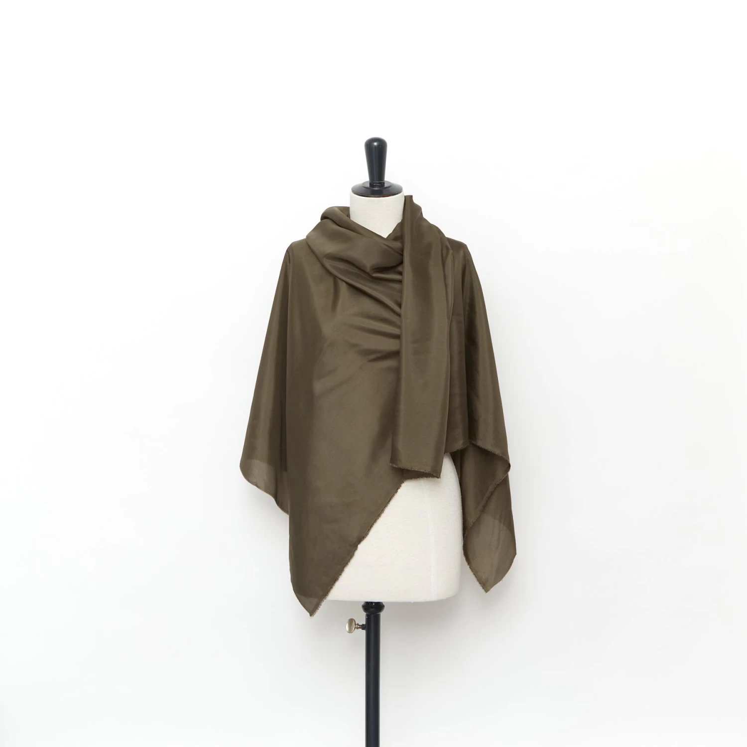 T23V05845 | Sheer Silk Pongee 5 T23V05845 | Sheer Silk Pongee - Image 3