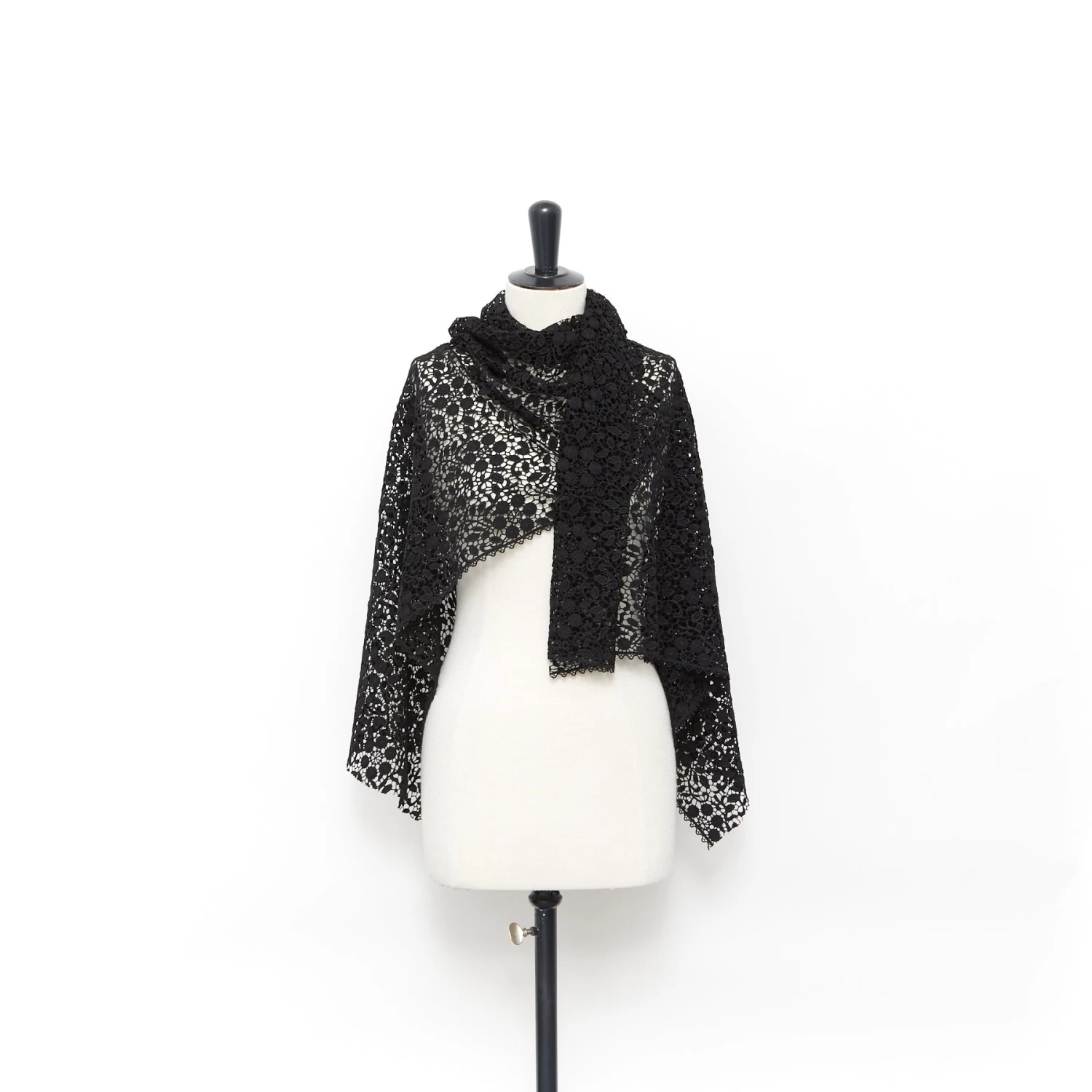 T23W06000 | Floral Guipure 4 T23W06000 | Floral Guipure - Image 2