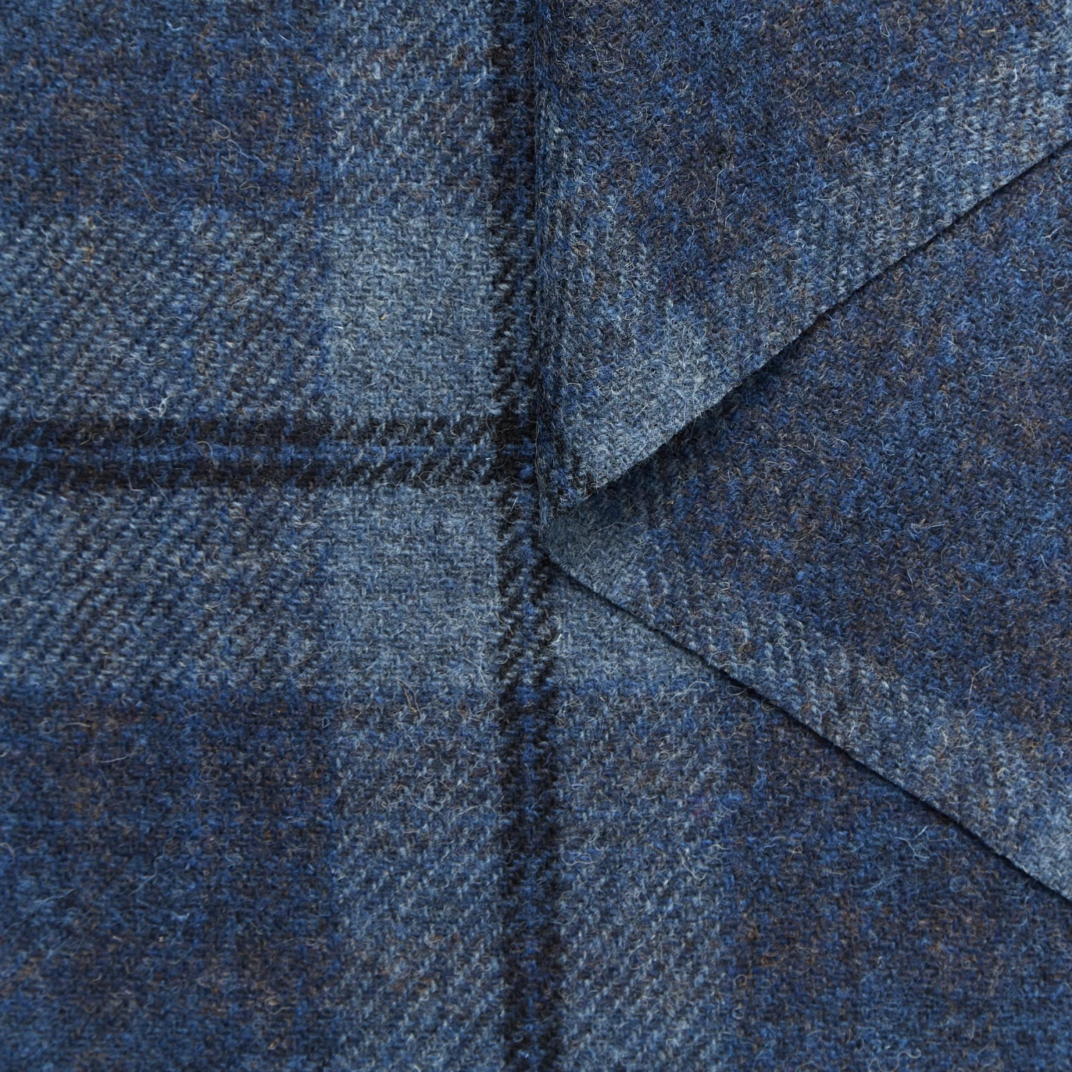 T23W06035 | Dry Melange Wool Check 3 T23W06035 | Dry Melange Wool Check