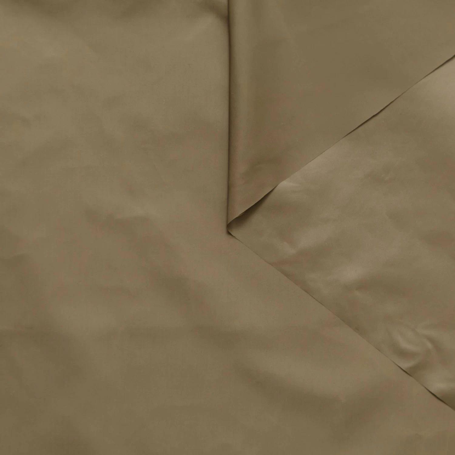 T24A06498 | WR Parachute 3 T24A06498 | WR Parachute