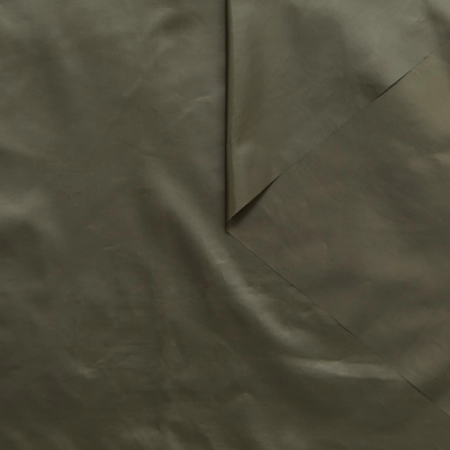 T24B06540 | Recycled Parachute ECONYL 3 T24B06540 | Recycled Parachute ECONYL