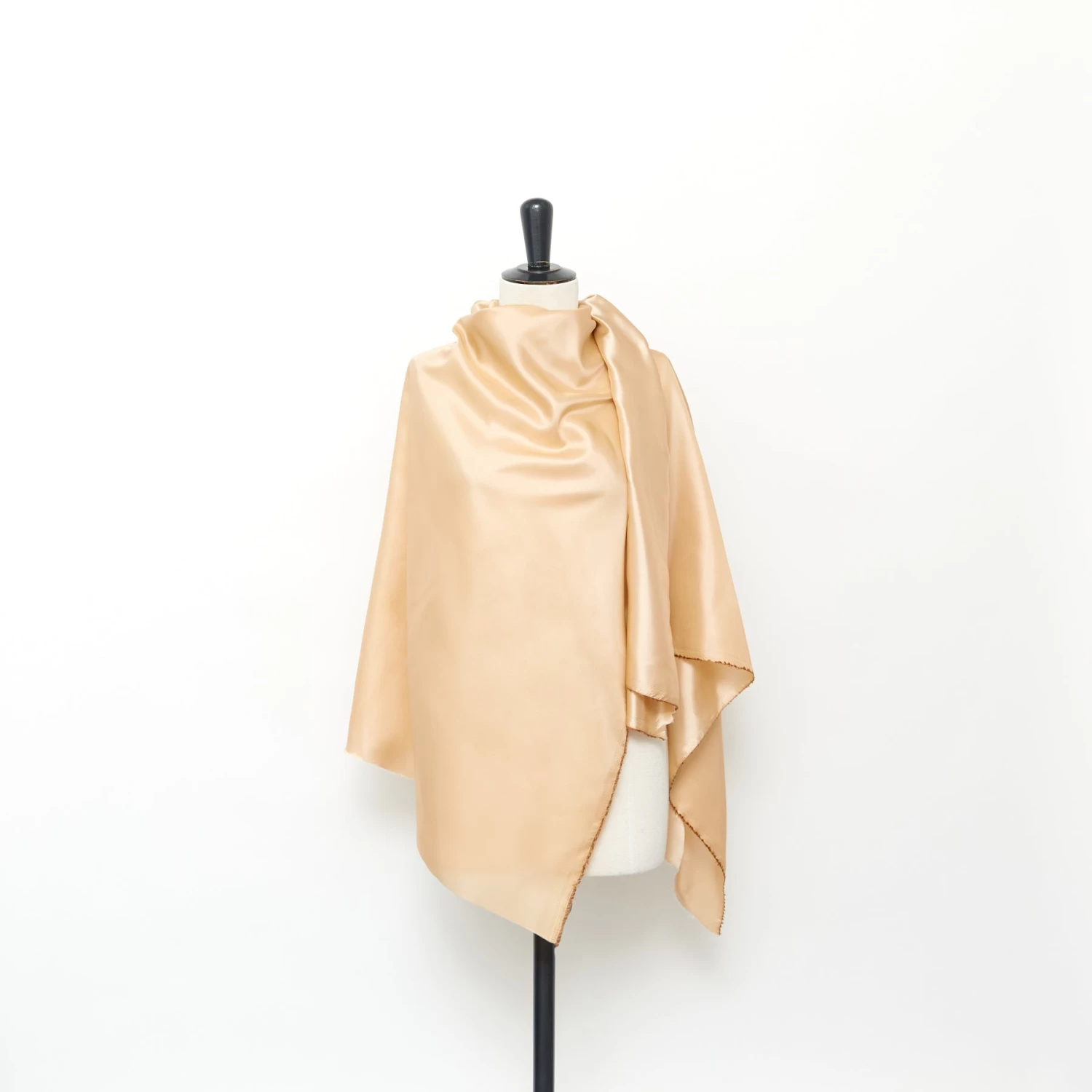 T24B08730 | Viscose & Cupro Lining FSC 5 T24B08730 | Viscose & Cupro Lining FSC - Image 3