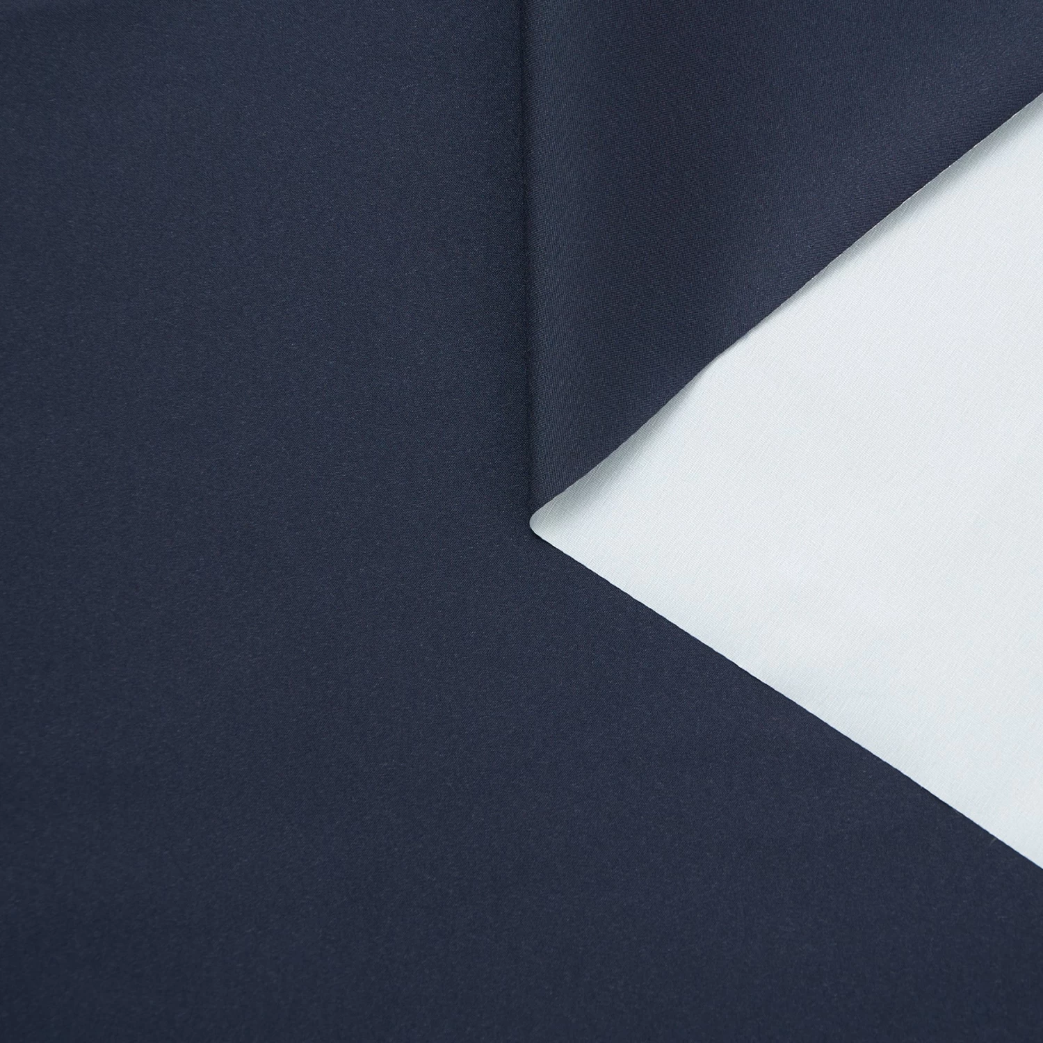 T24B08845 | WR Laminated Windbreaker GRS 3 T24B08845 | WR Laminated Windbreaker GRS