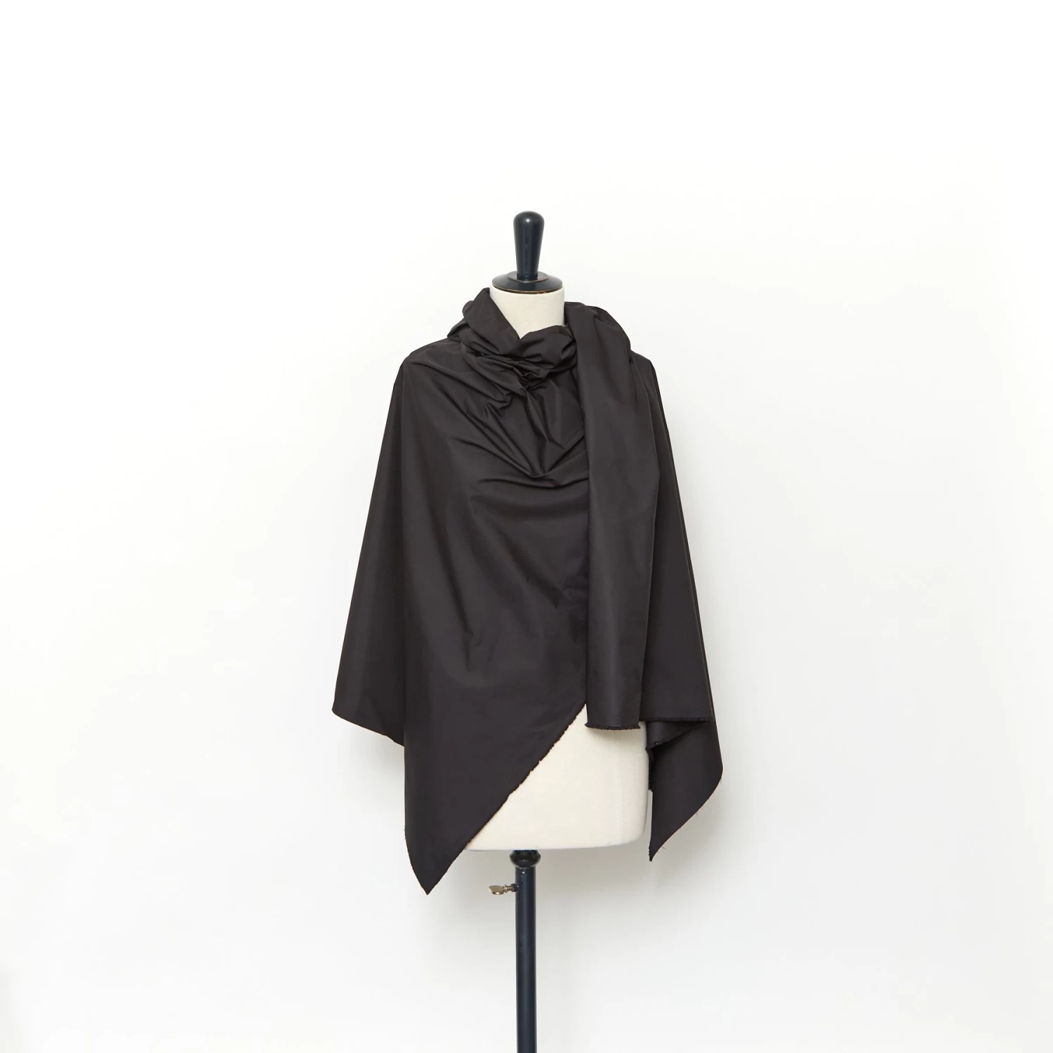 T24J06669 | Technical Taffeta 4 T24J06669 | Technical Taffeta - Image 2