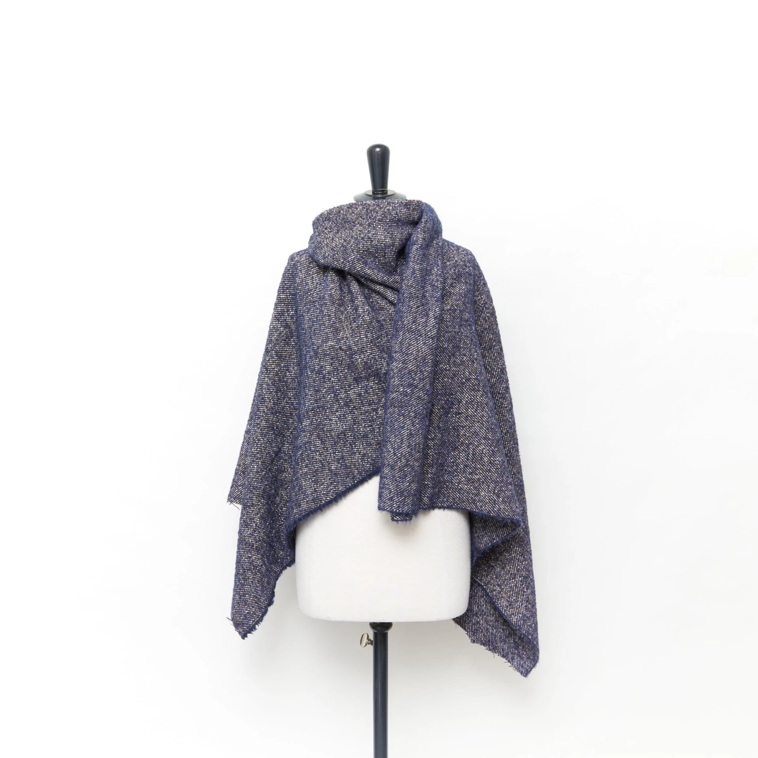 T24K08697 | Cotton Bouclé Tweed 5 T24K08697 | Cotton Bouclé Tweed - Image 3