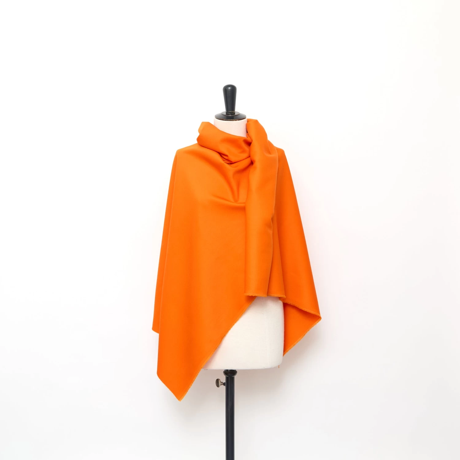 T24L10042 | Wool Gabardine 4 T24L10042 | Wool Gabardine - Image 2