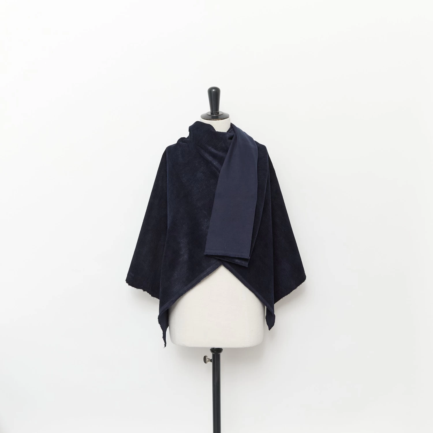 T24M09973 | Sparkling Corduroy 4 T24M09973 | Sparkling Corduroy - Image 2