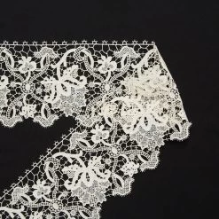 T24M10246 | Floral Guipure Galloon 11cm