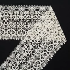 T24M10247 | Floral Guipure Band 18cm