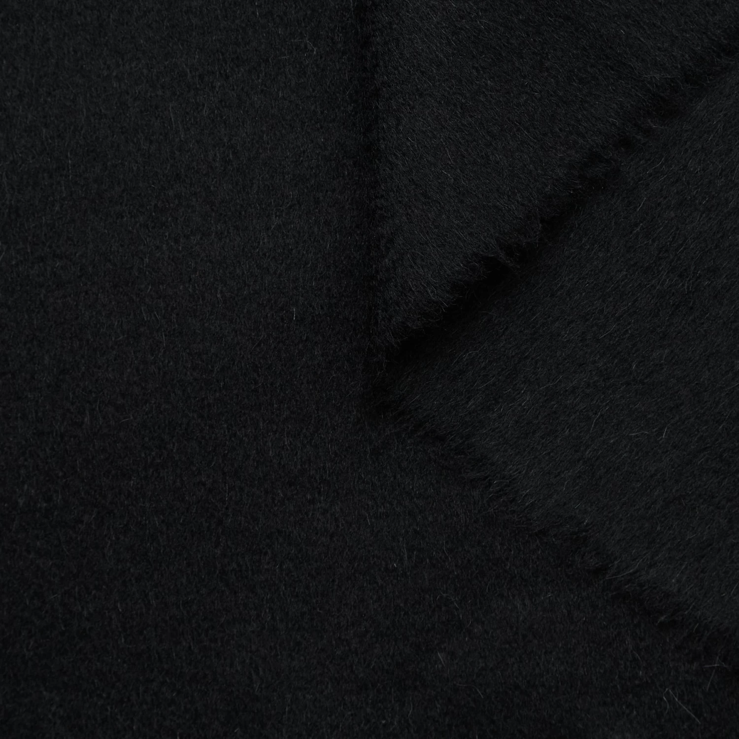 T24M10260 | Splittable Hairy Wool & Alpaca 3 T24M10260 | Splittable Hairy Wool & Alpaca