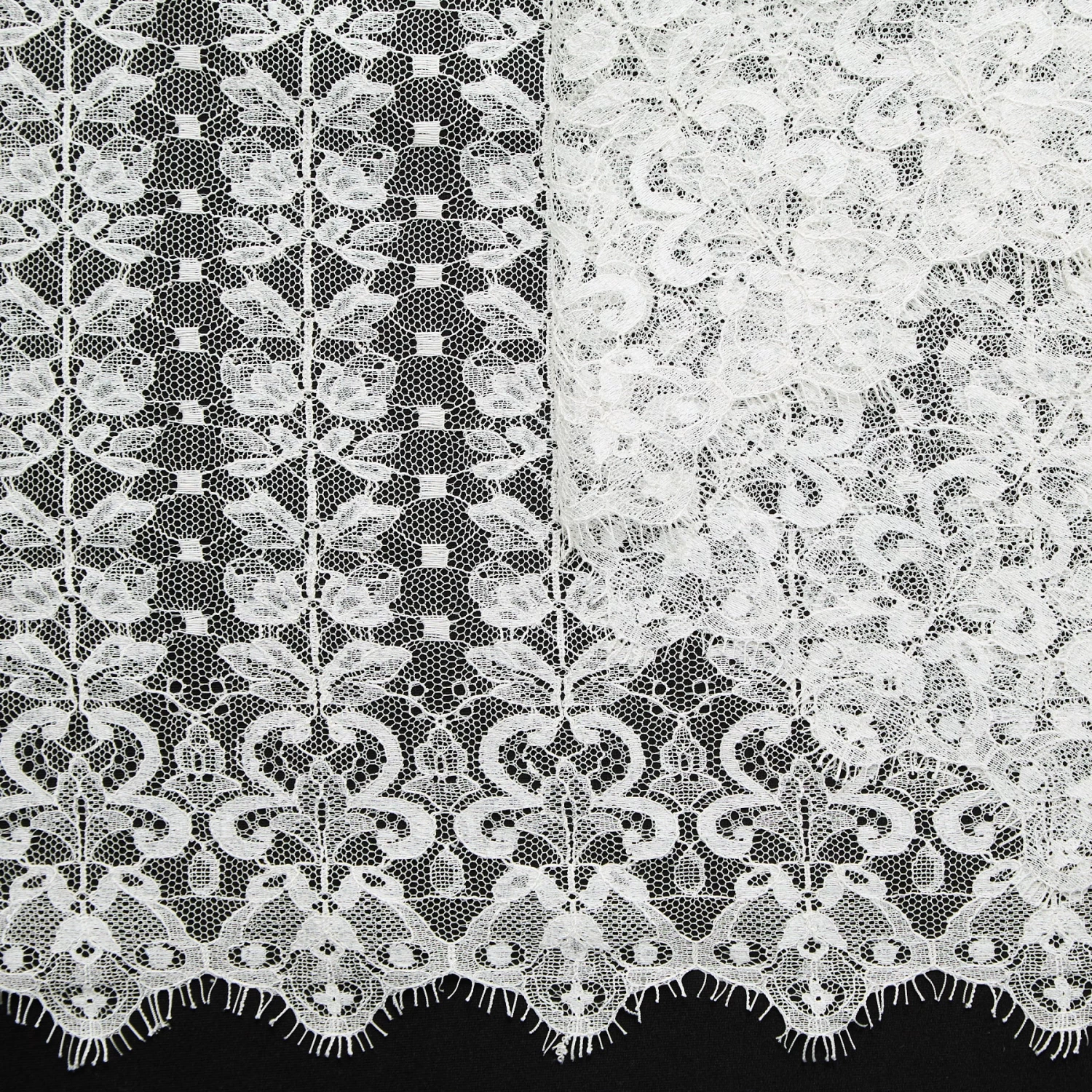 T24M10420 | Silk Flower Buds Chantilly Lace 3 T24M10420 | Silk Flower Buds Chantilly Lace