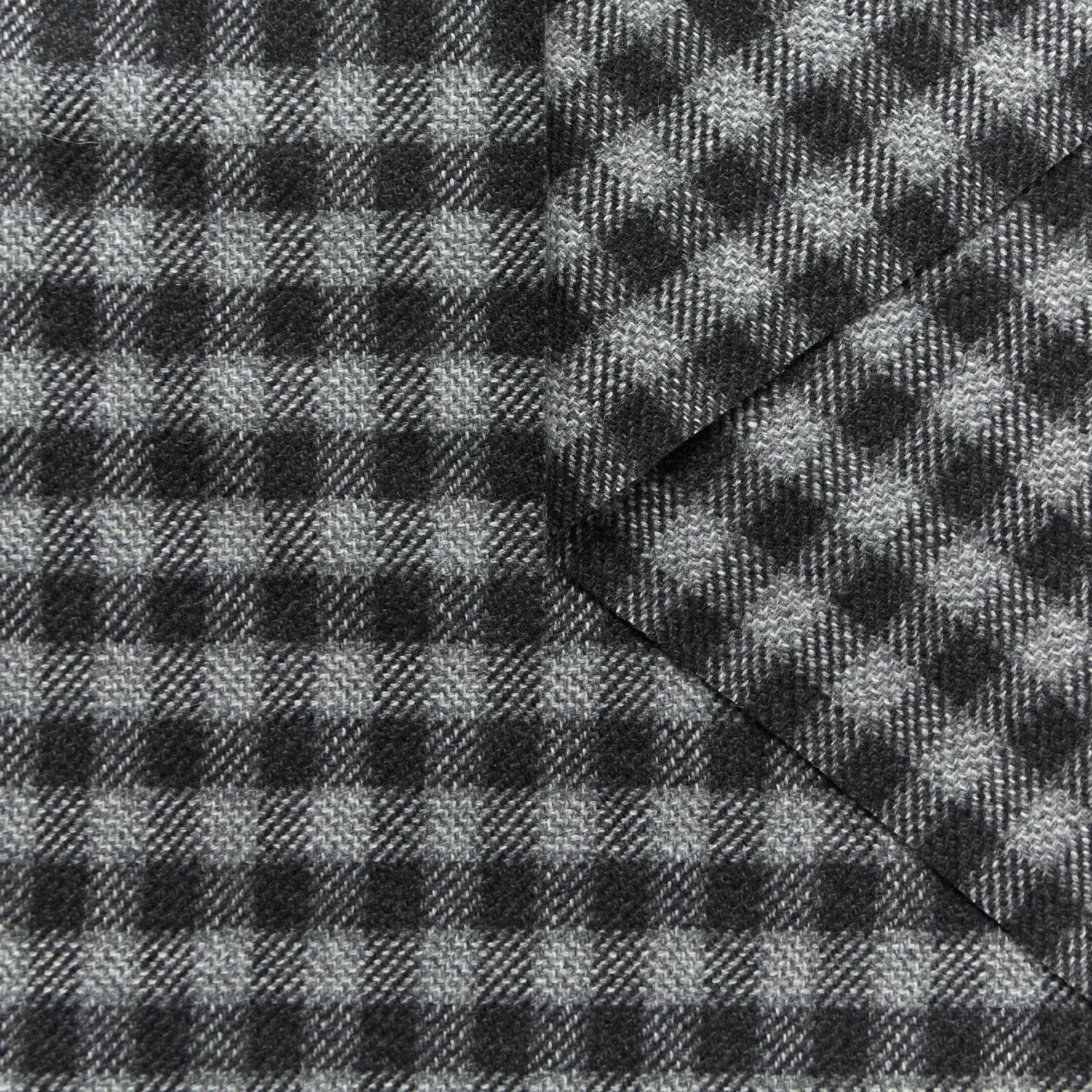 T24M10449 | Gingham Cashmere Drap 3 T24M10449 | Gingham Cashmere Drap