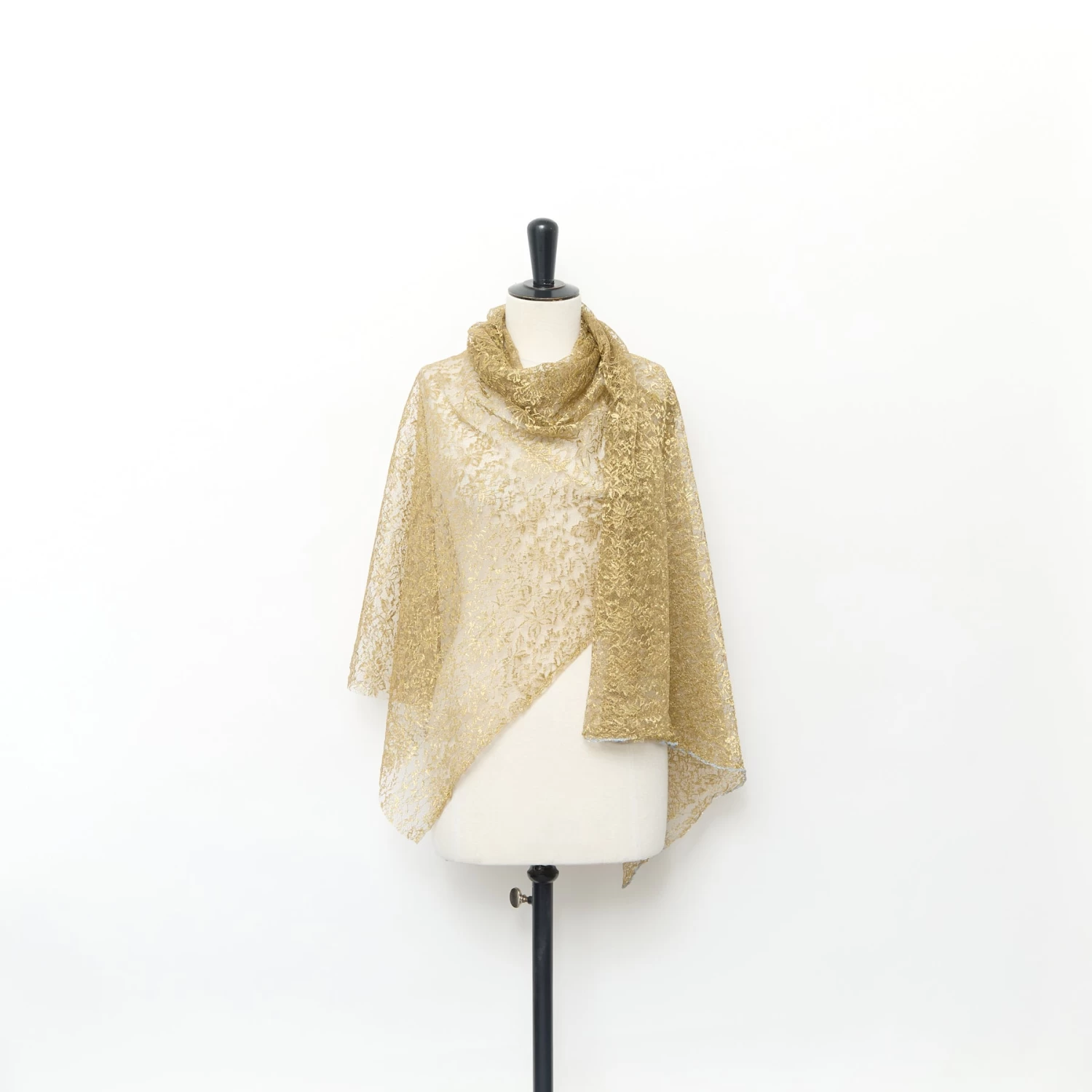 T24M10464 | Gold Floral Lace 4 T24M10464 | Gold Floral Lace - Image 2