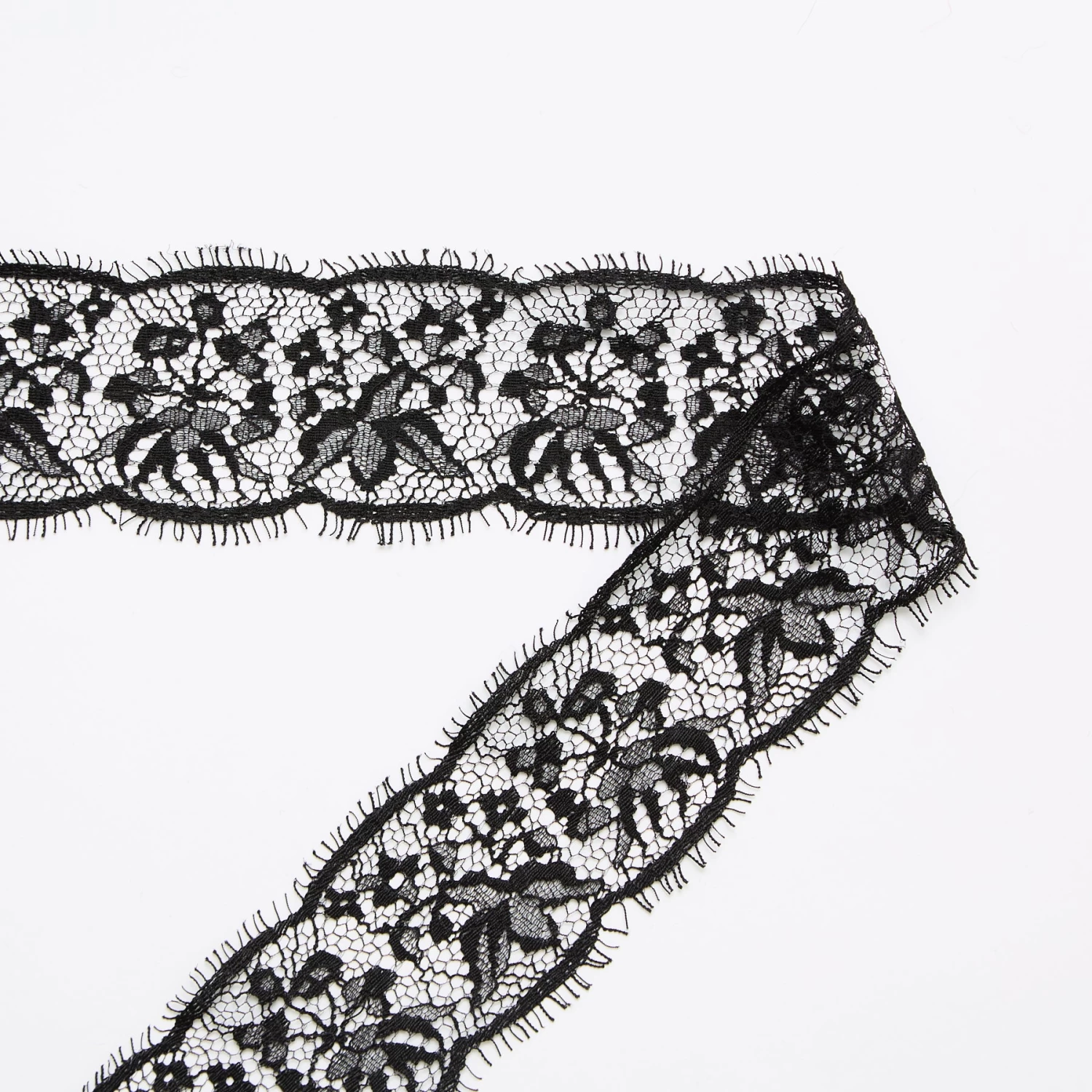 T24M10465 | Viscose Floral Galloon 6cm 5 T24M10465 | Viscose Floral Galloon 6cm - Image 3