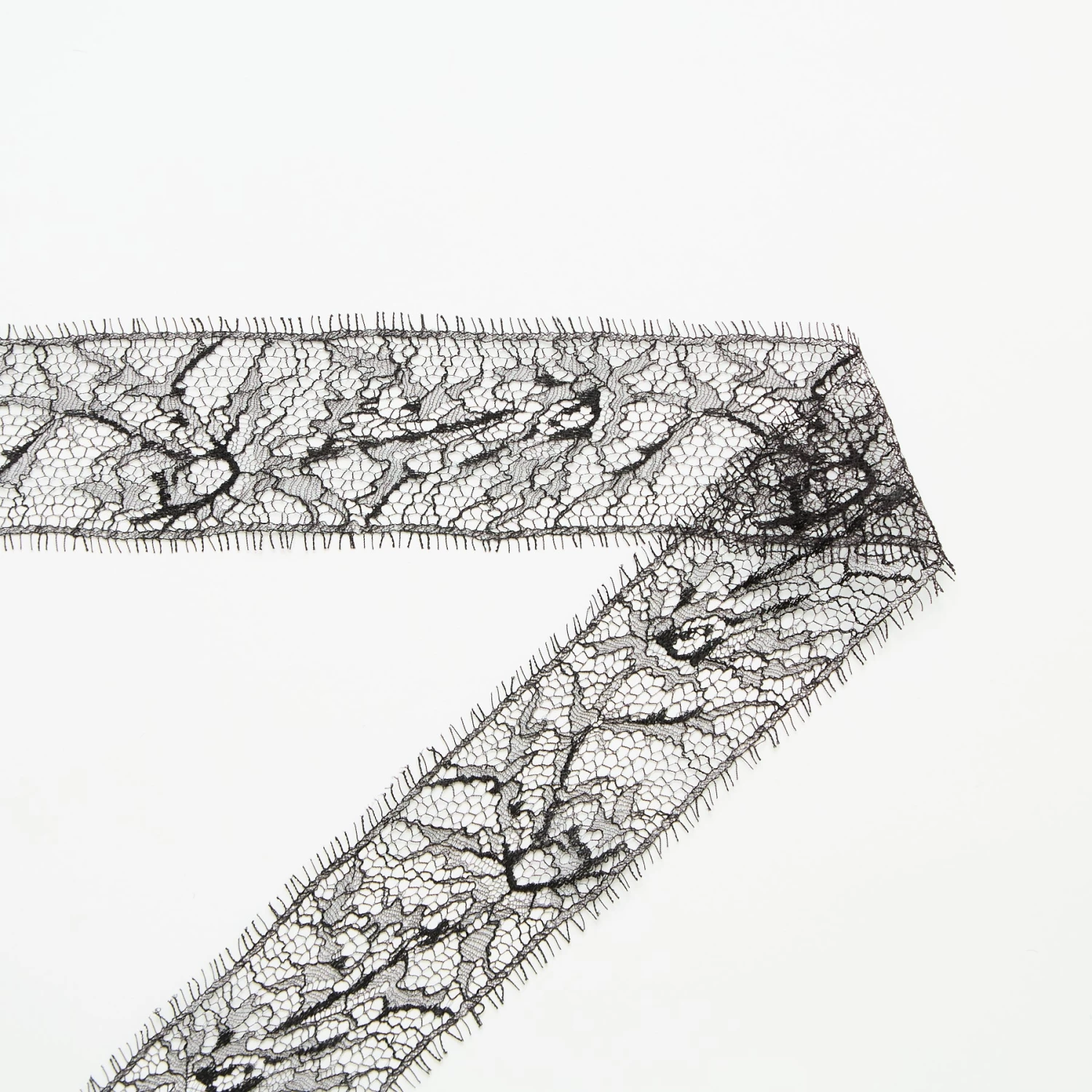 T24M10474 | Chantilly Lace Galloon 5cm 5 T24M10474 | Chantilly Lace Galloon 5cm - Image 3