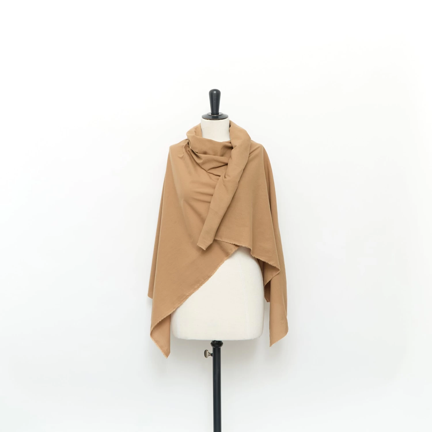 T24S11139 | Cotton Batiste 4 T24S11139 | Cotton Batiste - Image 2