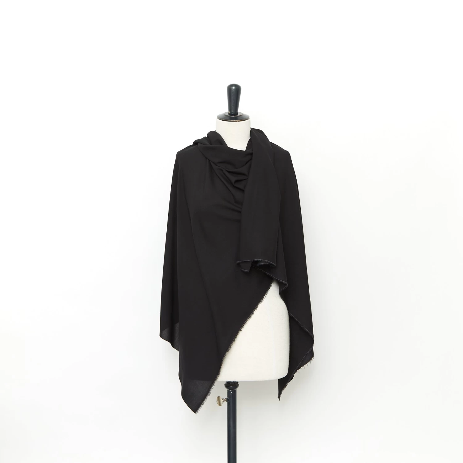 T24V07546 | Fluid Viscose 4 T24V07546 | Fluid Viscose - Image 2