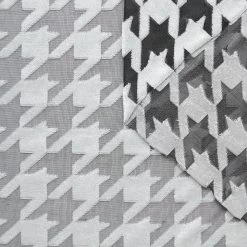 T24Y09600 | See-through Houndstooth Velvet