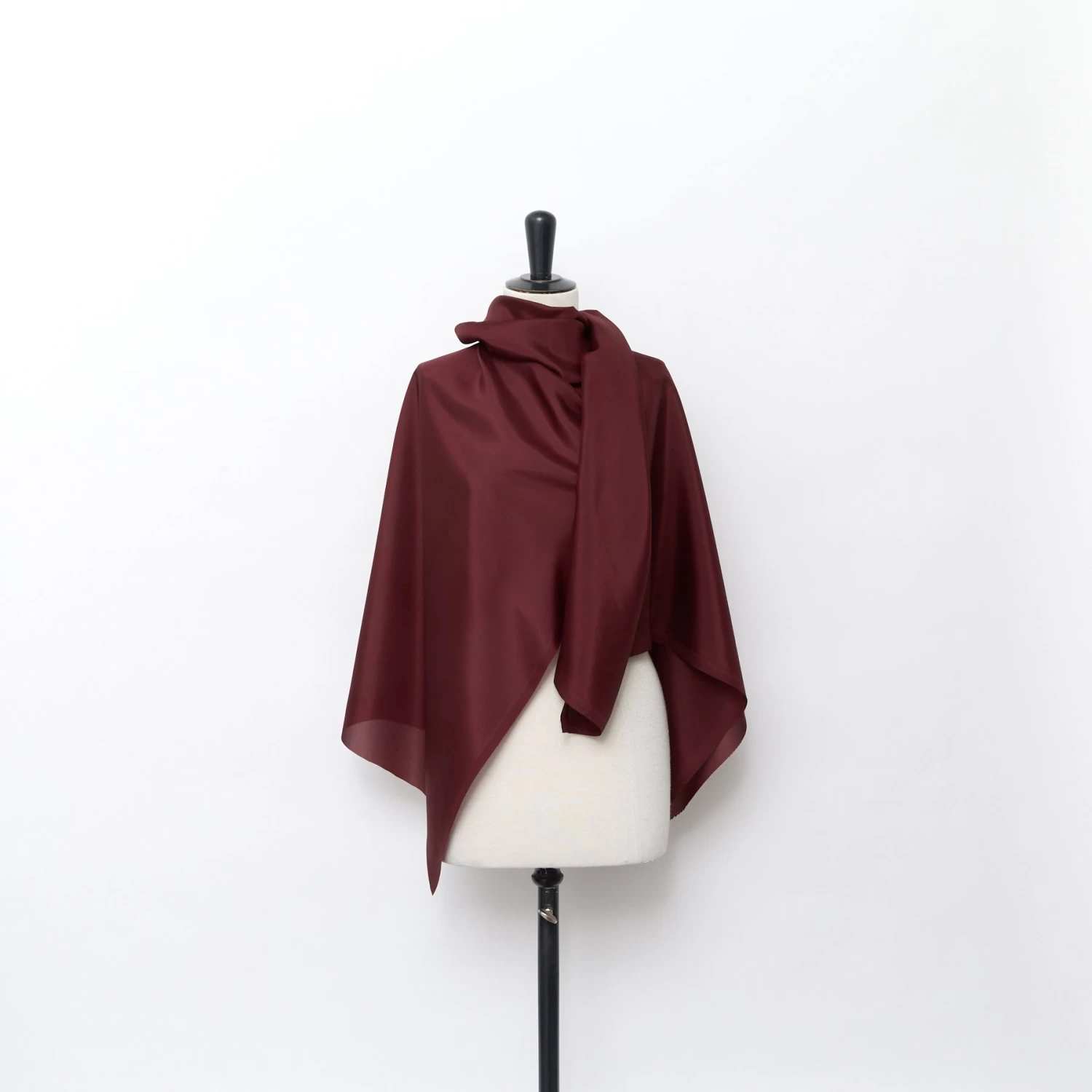 T25G11726 | Silk Pongee 4 T25G11726 | Silk Pongee - Image 2