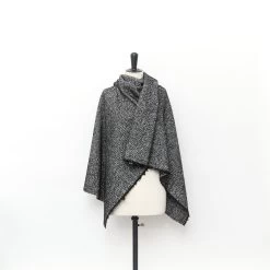 T25K11441 | Bouclé Cotton & Wool Tweed 9 T25K11441 | Bouclé Cotton & Wool Tweed -Nona Source Shop T25K11441 Black 02